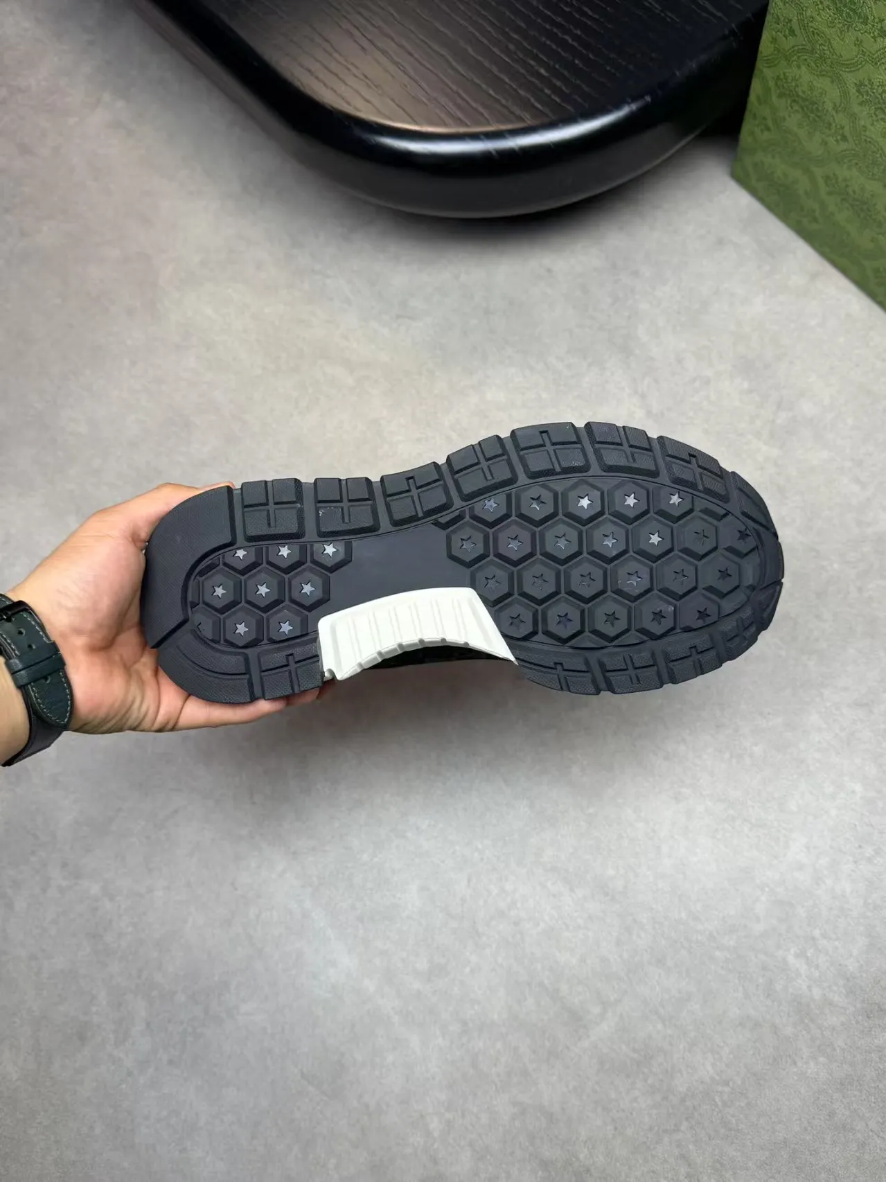 Men's Men's Shoes 💰460 [New Style] 🎍🎍New Style Gucci - Men's Shoes GUCCI [Lightning] The latest shoes are shipped. Original quality, fashionable, made of special materials, sheepskin lining, brand new packaging. The foot feels super comfortable and the workmanship is impeccable. Size: 38-45